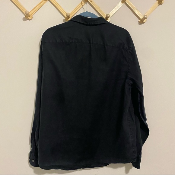 UNTUCKit Dark Navy Blue Linen Button Up Shirt size Large - Picture 7 of 9